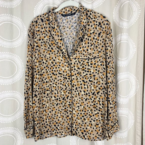 Zara Tops - Zara Basics slinky crepe leopard print pajama blouse
